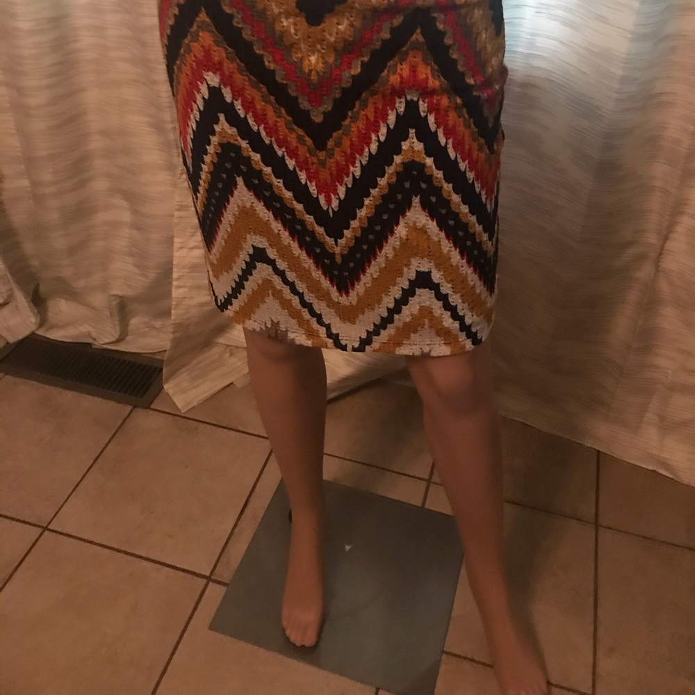 Colorful squiggly line dress